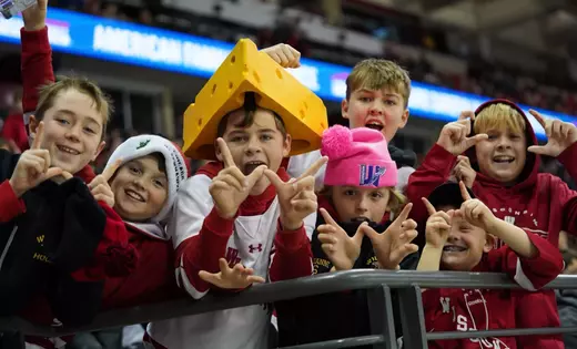 Men’s hockey game time changed to 5 p.m. on Saturday