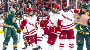 No. 3 Wisconsin shuts down Alaska Anchorage, 5-0