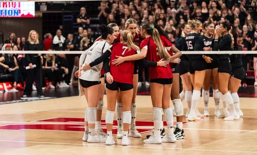 No. 7 Badgers fall to No. 1 Nebraska