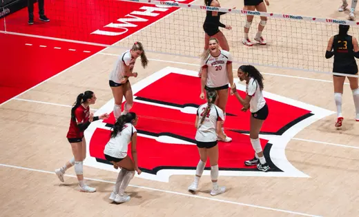 No. 6 Badgers welcome two Big Ten foes to Field House
