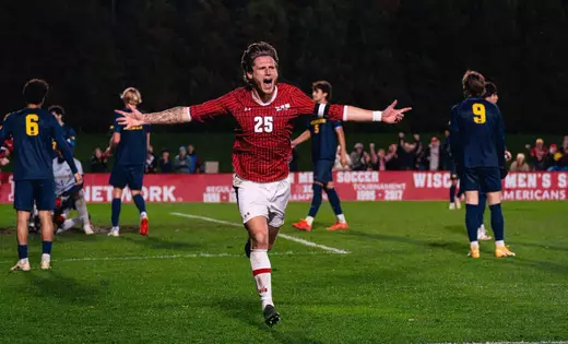 No. 19 Wisconsin earns 2-1 win over Michigan