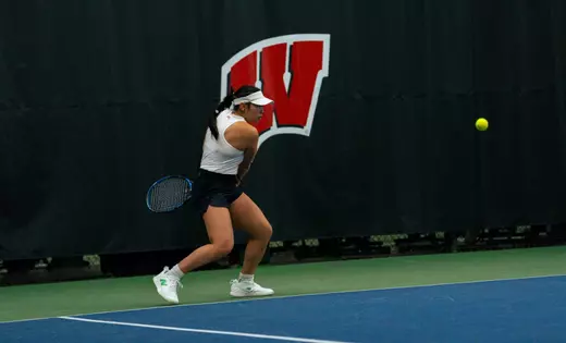 Women's tennis drops to No. 18 Texas at home