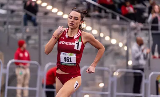 UW finishes three meet weekend