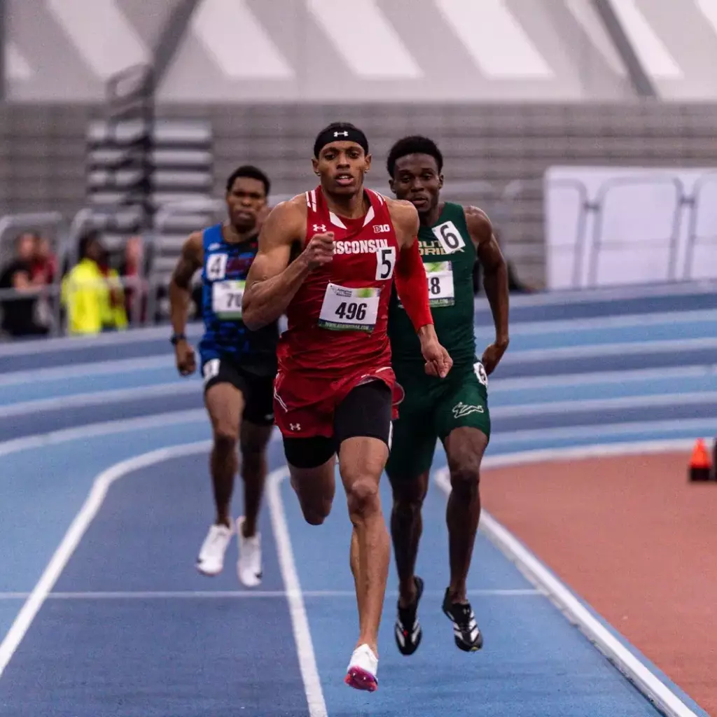 Badgers Close Weekend in Lubbock