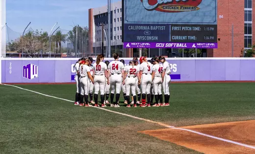 Badgers drop pair of games in Arizona