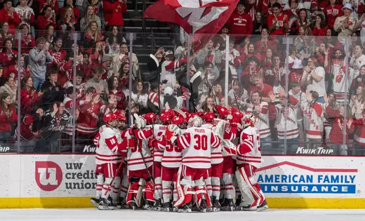 Freshmen, Finley shine in thrilling OT victory against Notre Dame