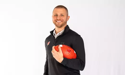 Badgers add Ewing to staff as Director of Football Alumni Relations