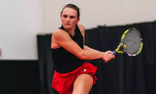 Badgers battle through Milwaukee Tennis Classic