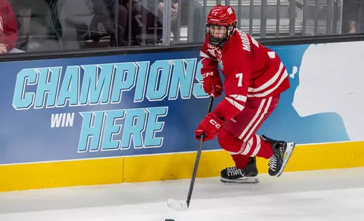 2025-26 men’s hockey team award winners announced