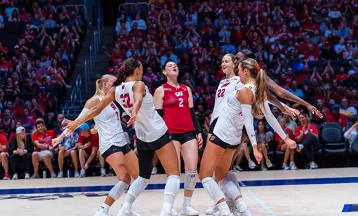 No. 6 Badgers sweep No. 7 Louisville