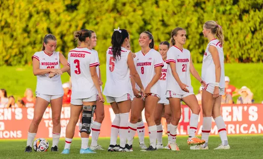 Quick Kicks: Badgers set for Senior Day
