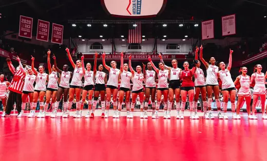 No. 6 Badgers defeat Marquette in four sets