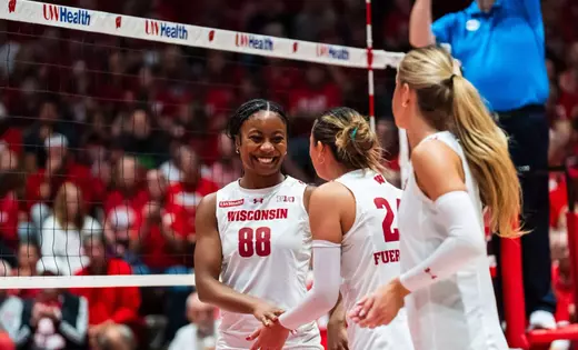 No. 6 Badgers rally past Milwaukee