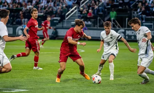 No. 13 Wisconsin falls, 3-0, to No. 11 Michigan State on the road