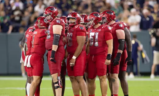Badgers fall to No. 4 Notre Dame at Lambeau, 41-13