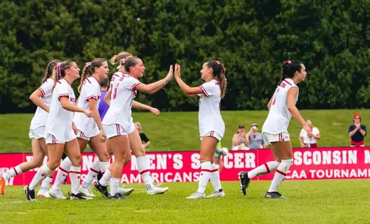 No. 16 Wisconsin rolls past Central Michigan, 6-2
