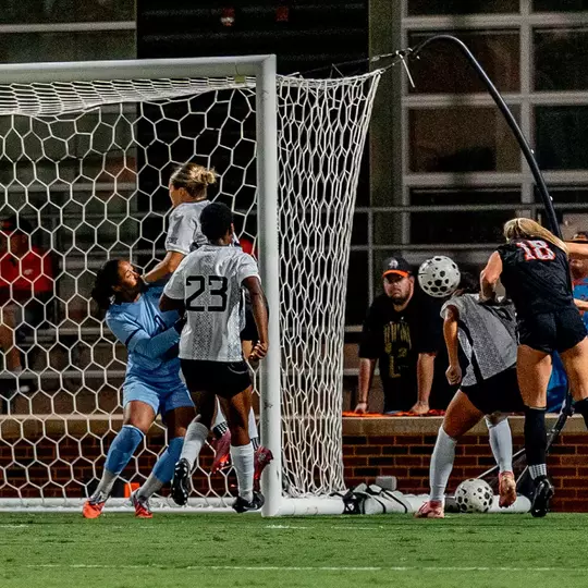 Alvord header goal vs. UCF