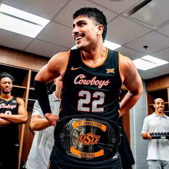 Parsa earns the belt