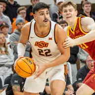 Parsa Fallah posting up