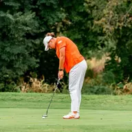 Louise Depadt putt