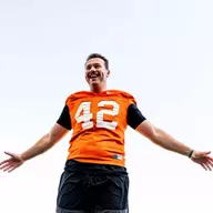 Long Snapper Caden Yates