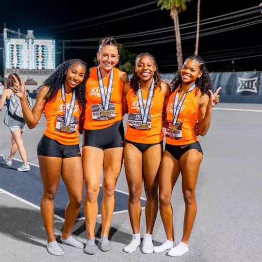 Women's 4x4