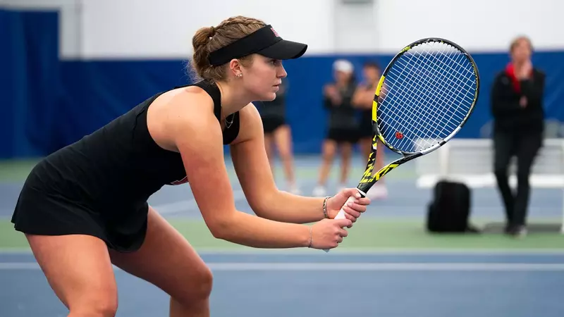 Stella Schmitz vs. Yale