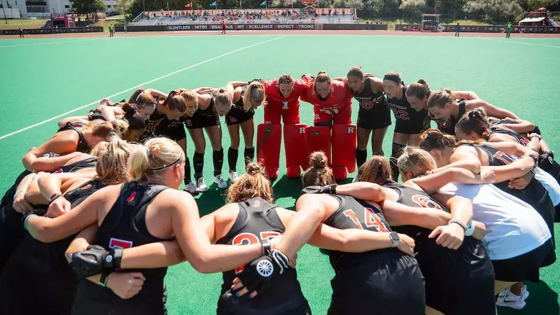 Huddle Photo for Field Hockey