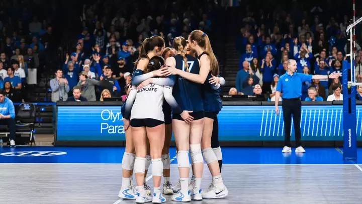 Volleyball Ends Season With Elite Eight Loss Image