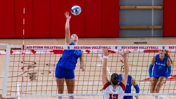 #25 Volleyball Holds Off Red Storm Image