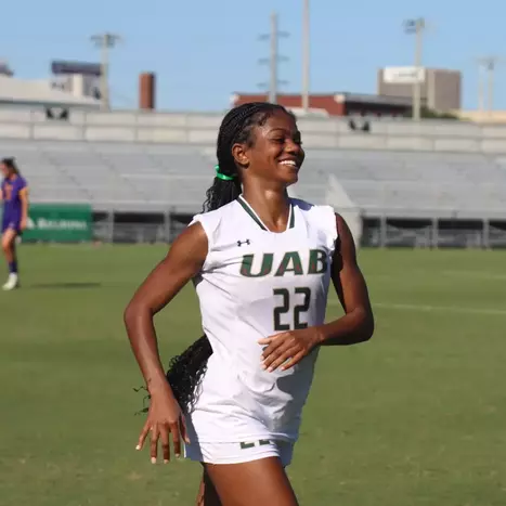 Stewart Earns American Conference Honorable Mention