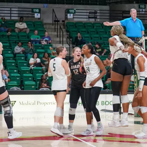 Blazers Snap Skid With Sweep Over Tulane