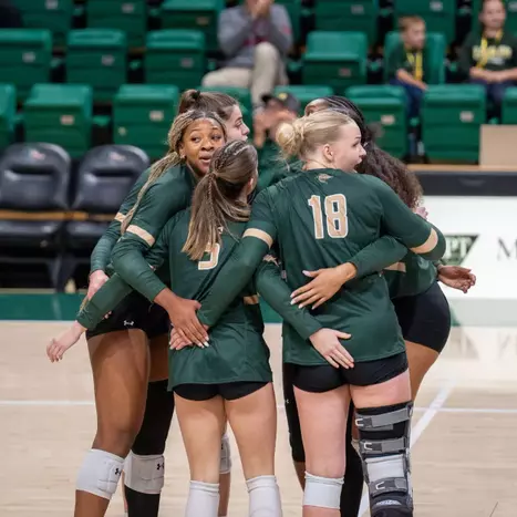 Blazers Swept by Owls