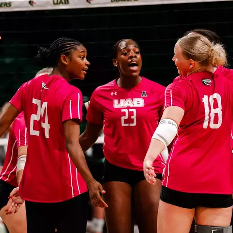 Blazers Seek American Tournament Spot in Final Week