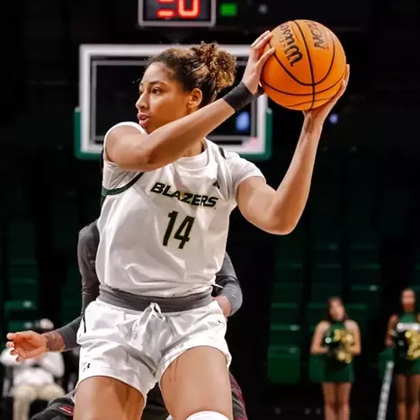 Blazers Fall in Overtime Battle at East Carolina, 88-87