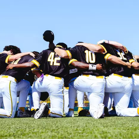 UAB Travels to East Carolina for American Conference Opener