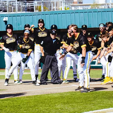 UAB Walks Off Tulane, Completes Sweep of Green Wave