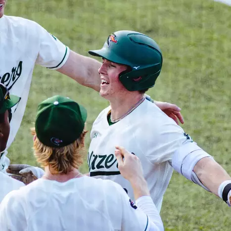 Head Launches Three Home Runs as Blazers Handle Middle Tennessee