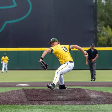 South Florida Wins Pitchers Duel Over UAB, Avoids Sweep