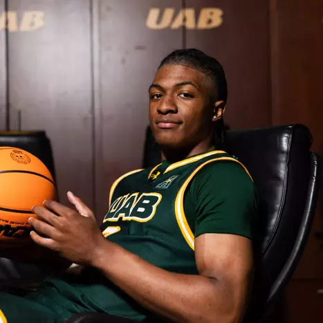 JUCO Guard Tim Holliday Signs with UAB