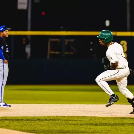 UAB Walks Off Memphis in 11 Innings