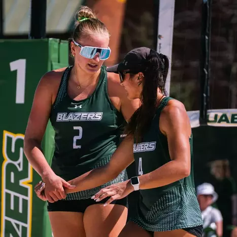 Haas and Stant Earn CUSA Pair of the Week