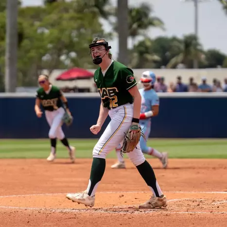 Shirah, Russell Named American Honorable Mentions