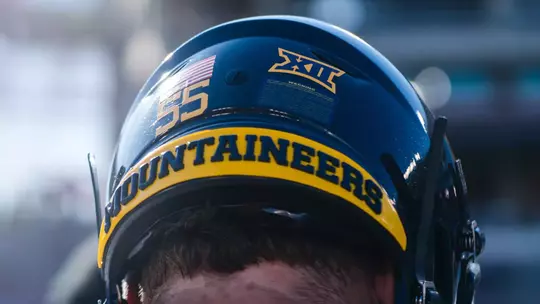 West Virginia faces No. 22 Houston at TDECU Stadium in Houston, Texas, on Saturday, Nov. 1, 2025.