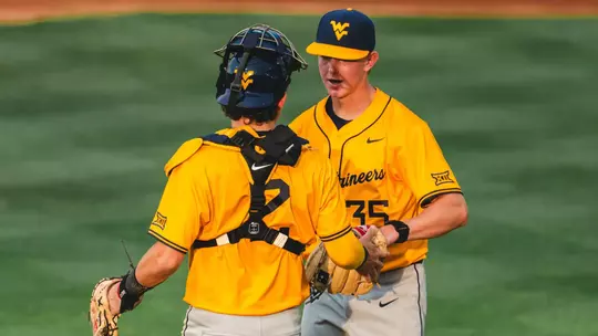 Chansen Cole, Gavin Kelly