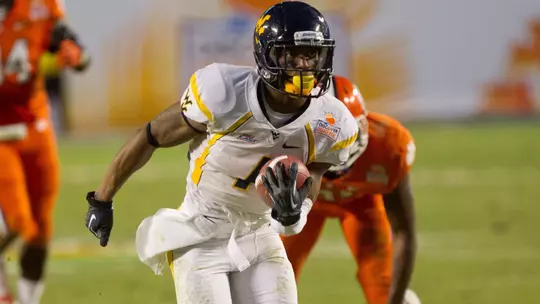 Tavon Austin, scoring one of his four touchdowns against Clemson in the 2012 Discover Orange Bowl, is listed on the ballot for the 2027 College Football Hall of Fame.