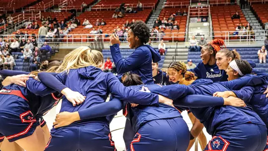Jada Green hyping up team pregame vs SBU