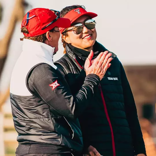 Anna Dong, JoJo Robertson