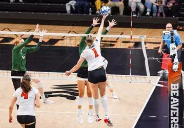Alana Marrs vs. USF 101925
