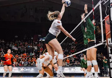 Bridget Gould vs. USF - 101925